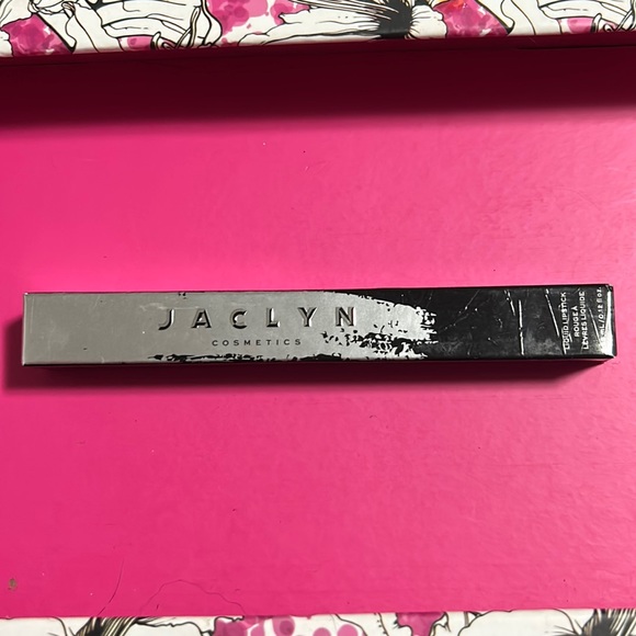 BNIB Jaclyn Cosmetics liquid lipstick in “unwrap me” - Picture 4 of 7